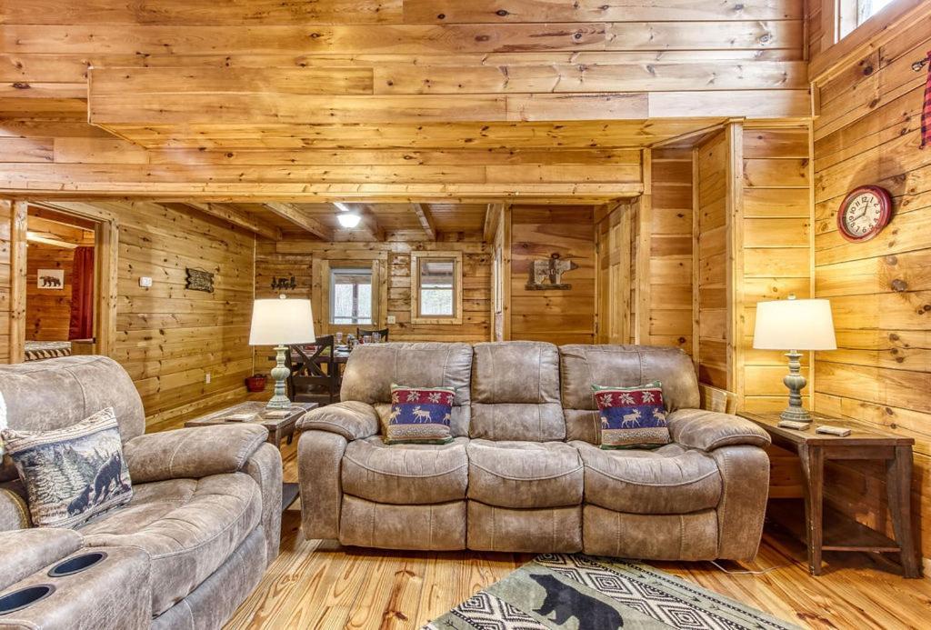 Bucky'S Bungalow, Hot Tub, 1089 Of Free Attraction Tickets For Each Paid Day, Dollywood And More! Gatlinburg Zewnętrze zdjęcie